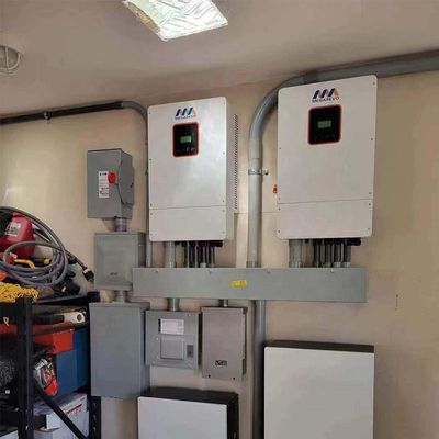 13A Uitgangsstroom Zonne-hybride omvormer 10KW Met parallelle functie IP 65 Megarevo R8KLNA