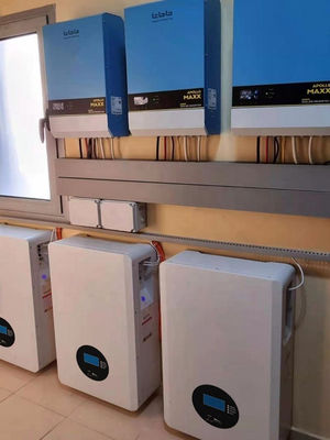51.2V Solar Lifepo4 Lithium Ion Battery met Smart BMS voor thuis en alles-in-één ontwerp