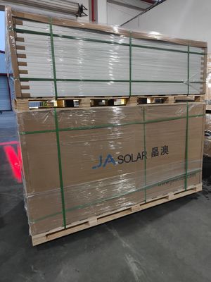 JA Solar JAM72D42 LB 610 615 620 625 630 635 Watt Bifacial Double Glass N type TOPCon zonnepaneel